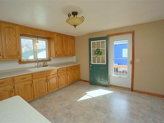 5th image of 79 Emporium Ave