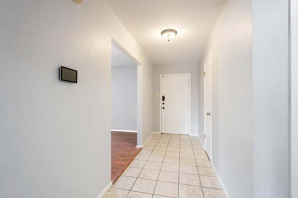 4 bed, 3.5 bath, 2965 sqft, $3,300 — Photo 3