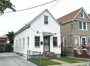 11724 126th St, South Ozone Park, NY 11420