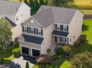 51 Lincoln Dr, Columbus, NJ 08022