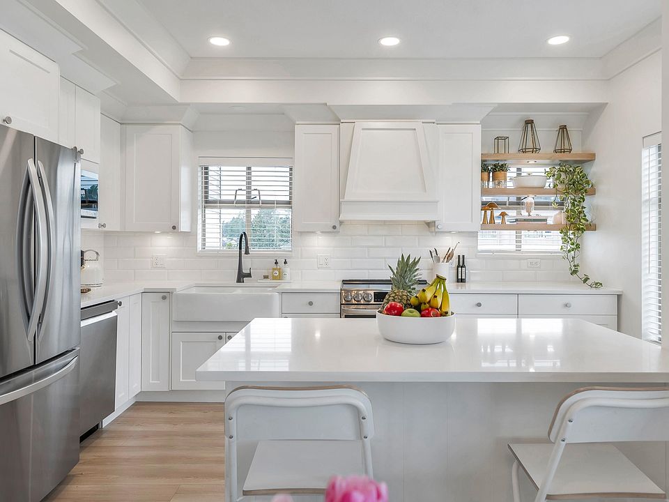 1st image of 1118 55th St #301