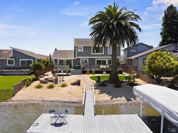 61 Bahama Reef, Novato, CA 94949