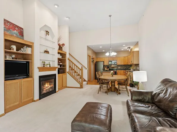 4845 Underwood Ln N Unit E, Plymouth, MN 55442