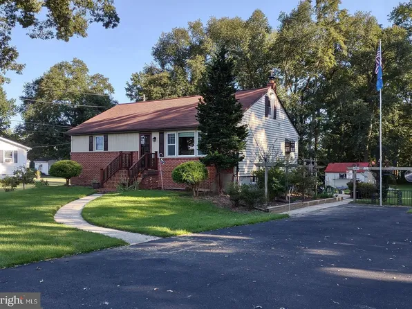 7221 Leonardtown Rd, Hughesville, MD 20637