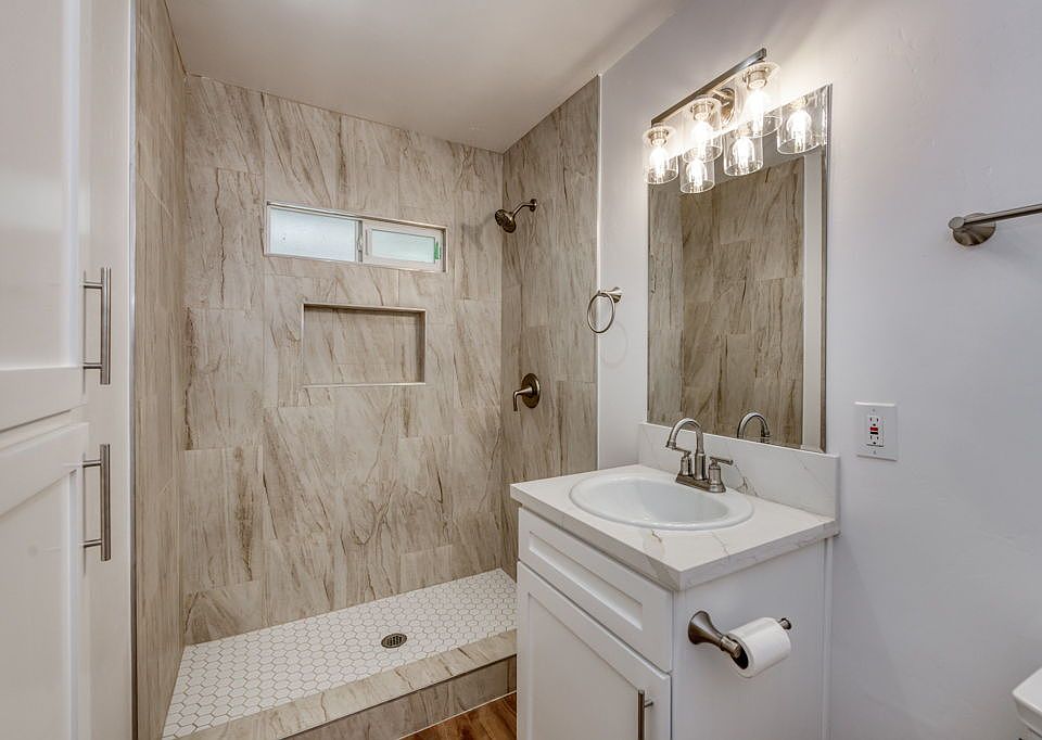 Luxury Bathroom