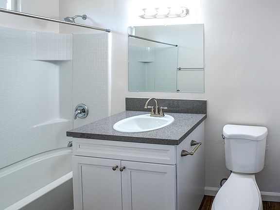 5th image of 4718 Jewell St #4718