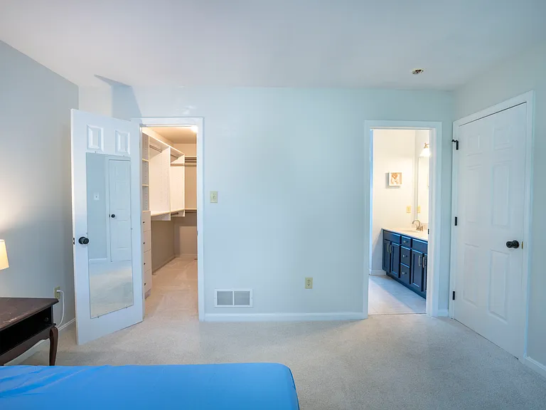 2184 Autumnwood Dr — Photo 34