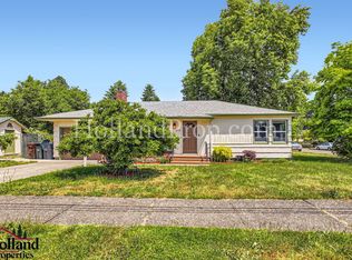 572 SE 6th Ave, Hillsboro, OR 97123