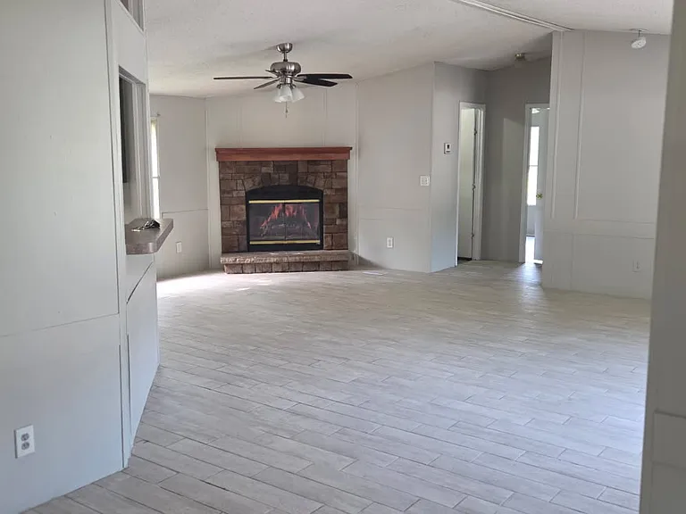 212 Creektop Ct — Photo 4