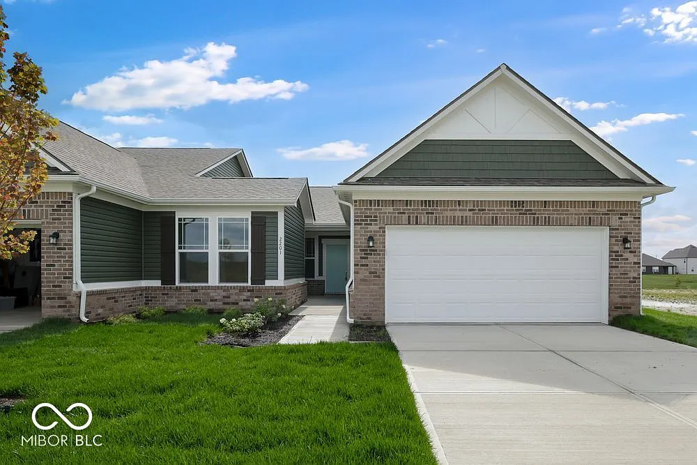 2201 Aviary Ln photo 1