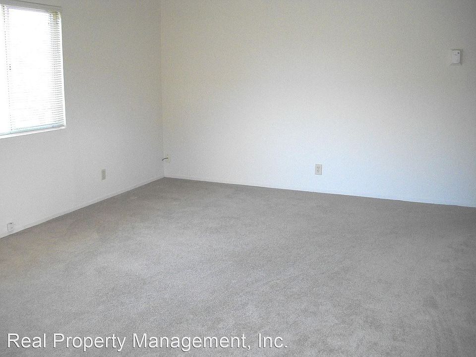 2nd image of 3269 Silver St #4-A