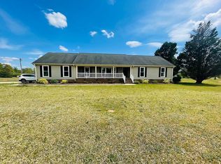 581 Mill Rd S, Greenwood, SC 29646