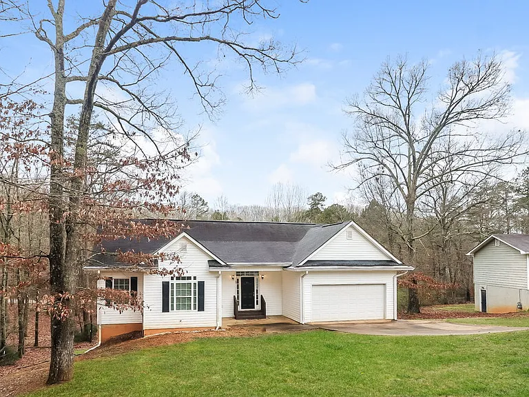 36 Hickory Holw SW — Photo 2