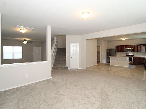 4th image of 5094 W Claxton Cir