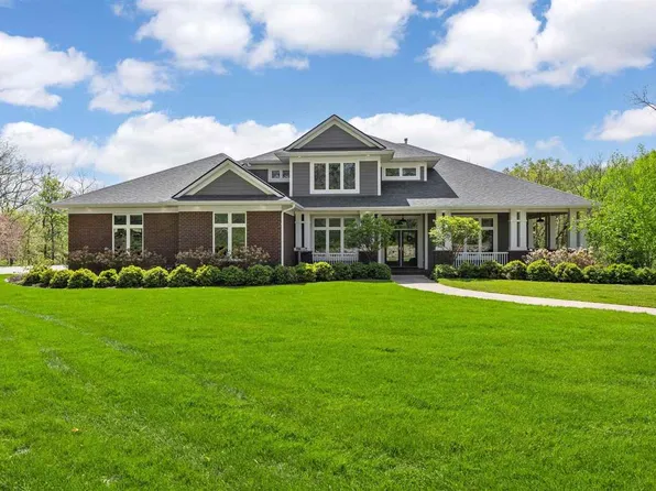 1236 Camp Cardinal Rd, Iowa City, IA 52246