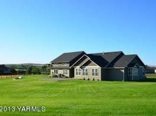 71 Beckon Ridge Rd, Selah, WA 98942