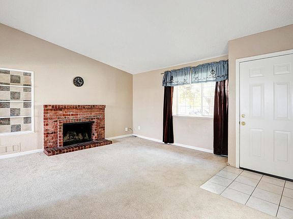 4th image of 7853 Deerglen Way