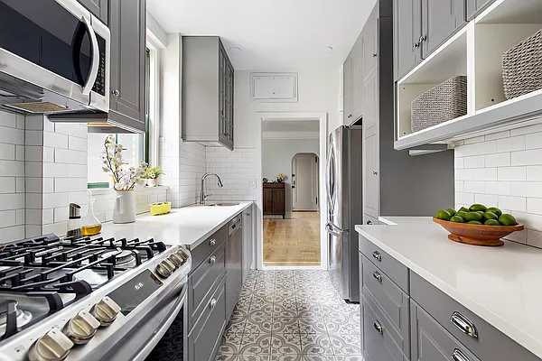 Sold by Compass | media 4