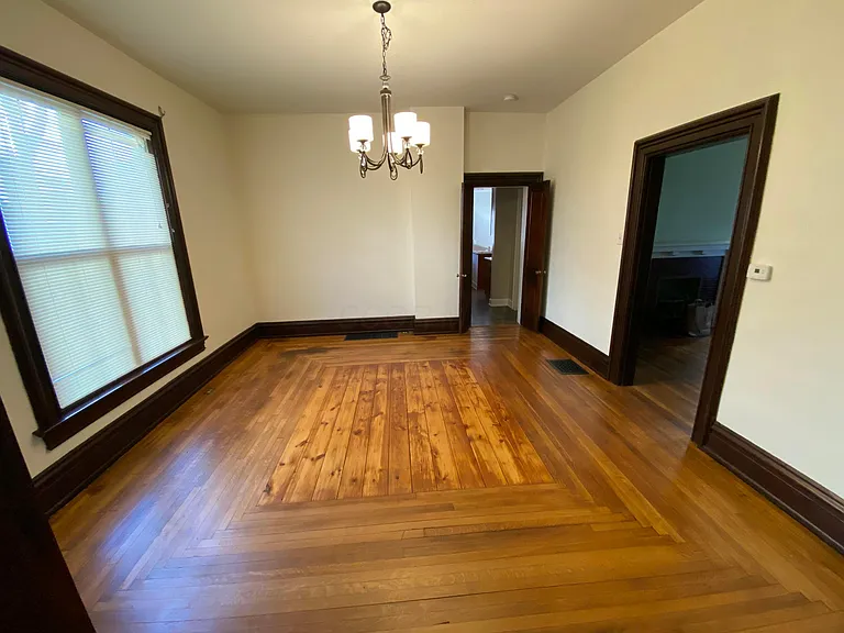102 N Washington St — Photo 13