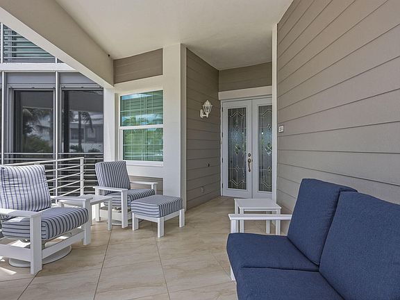 2nd image of 824 Hideaway Cir E Unit 324