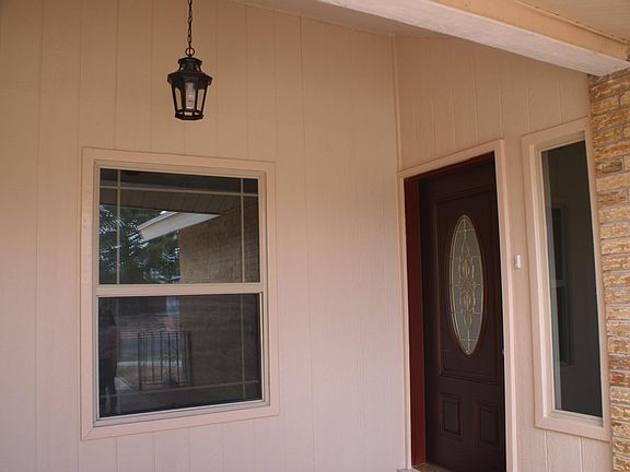 3rd image of 4604 Round Rock Dr