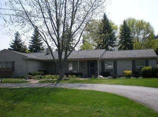 2505 Avonhurst Dr, Troy, MI 48084