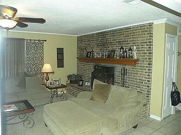 5th image of 6828 Peaceful Valley Dr