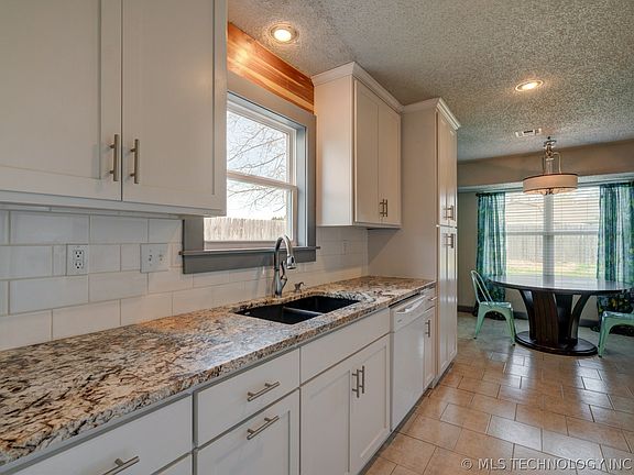 5th image of 7901 N 121st East Ave