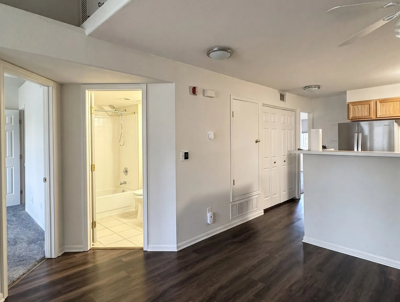 2 bed, 1200 sqft, $1,950 — Photo 4