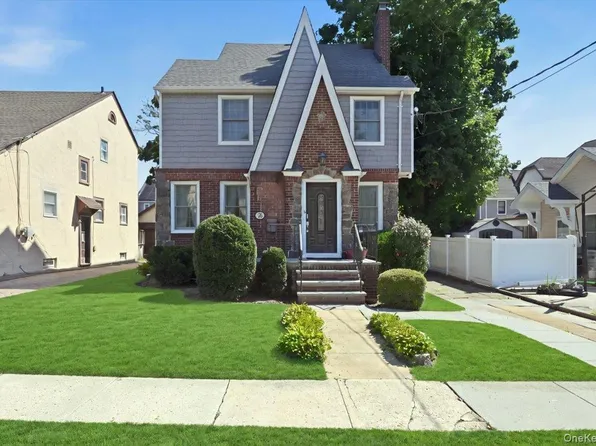243 Spruce Street, West Hempstead, NY 11552