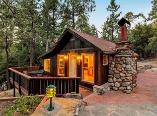 27240 Saunders Mdws, Idyllwild, CA 92549
