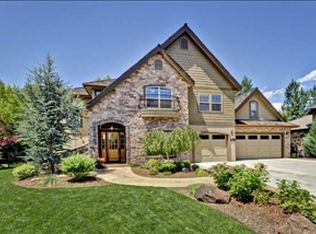 722 W Watermoor Ct, Eagle, ID 83616