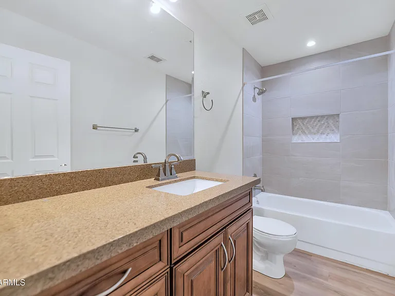 1706 E Windsong Dr — Photo 18