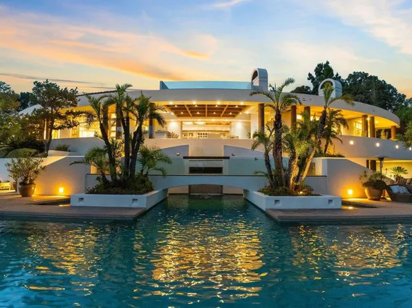16715 Rambla De Las Flores, Rancho Santa Fe, CA 92067
