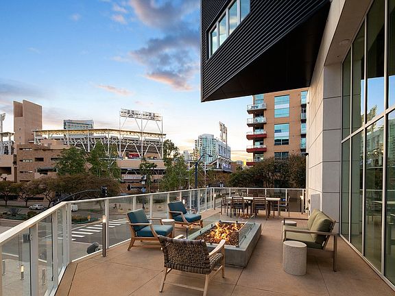 3rd image of 202 Park Blvd #201