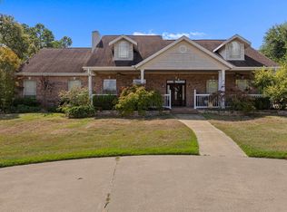 104 Forget Me Not Ln, Longview, TX 75605