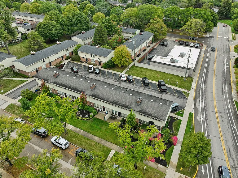 Eton Square Apartments and Townhomes — Photo 52