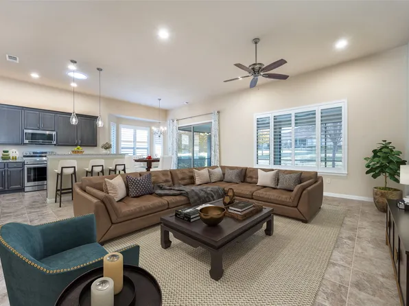 11504 Parkcrest Dr, Denton, TX 76207