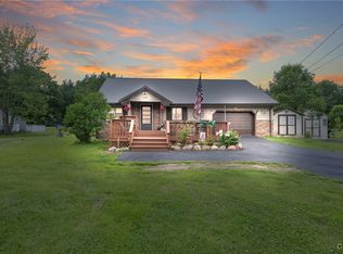 1135 County Route 12, Pennellville, NY 13132