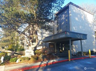 2500 81st Ave SE APT 133, Mercer Island, WA 98040