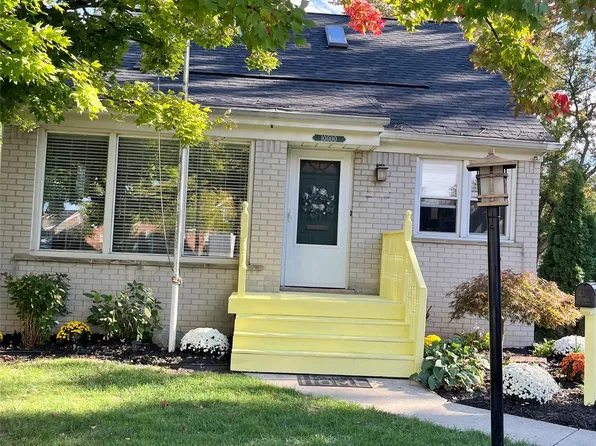 10000 Dixie, Redford, MI 48239