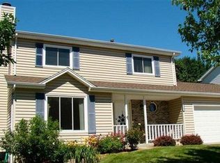 5101 NW 9th St, Lincoln, NE 68521