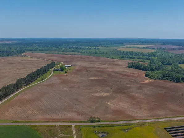 1042 Breezy Hill Rd, Davisboro, GA 31018