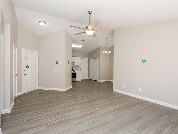 4th image of 5033 Twist Cir