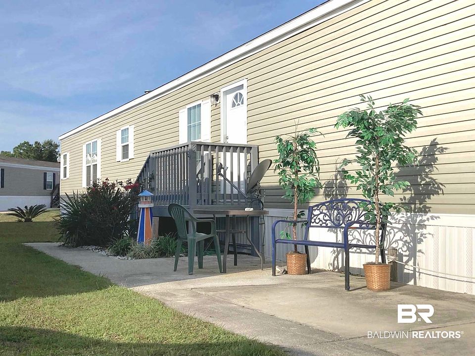 1st image of 16707 Lagoon Cir #32