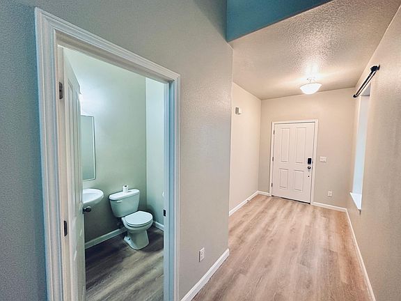 3rd image of 3374 SE Meadowview Way