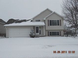 1013 Larch St, Farmington, MN 55024