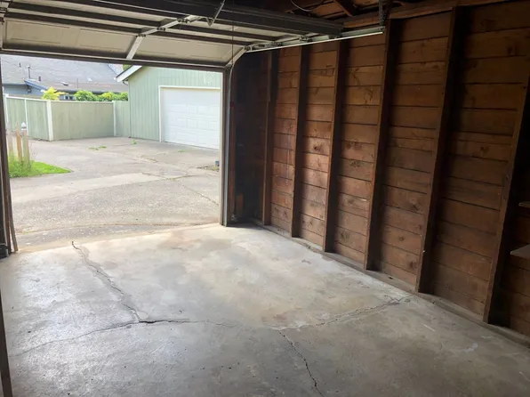 One Bedroom Cottage in the Heart of Salem, 840 E St NE, Salem, OR 97301