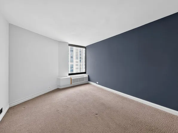155 N Harbor Dr, Chicago, IL