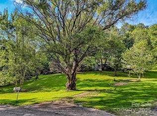 323 Jody Cove Rd, Canton, NC 28716